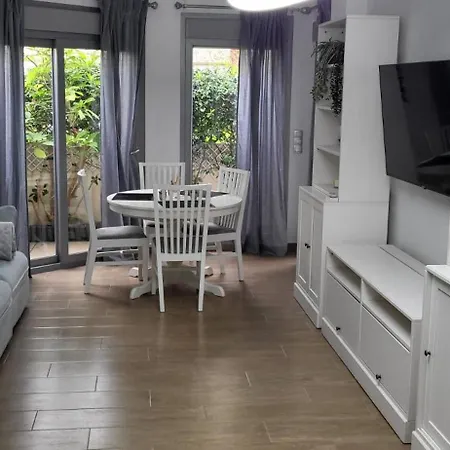 شقة Amalia Sunny Ground Floor With 2 Bedrooms