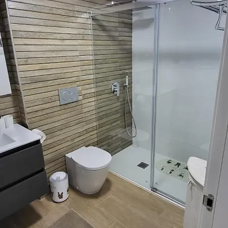 Amalia Sunny Ground Floor With 2 Bedrooms *