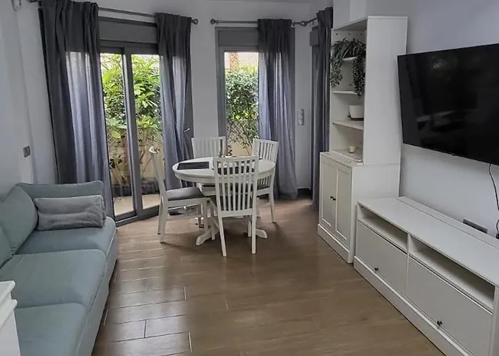 Amalia Sunny Ground Floor With 2 Bedrooms