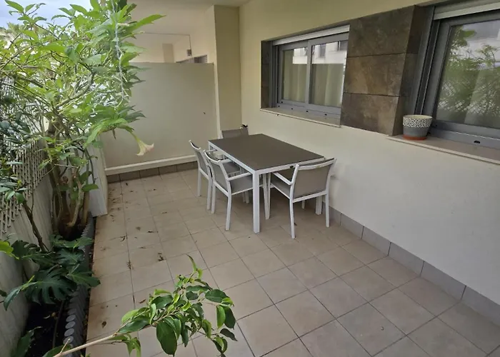 Amalia Sunny Ground Floor With 2 Bedrooms Apartment *